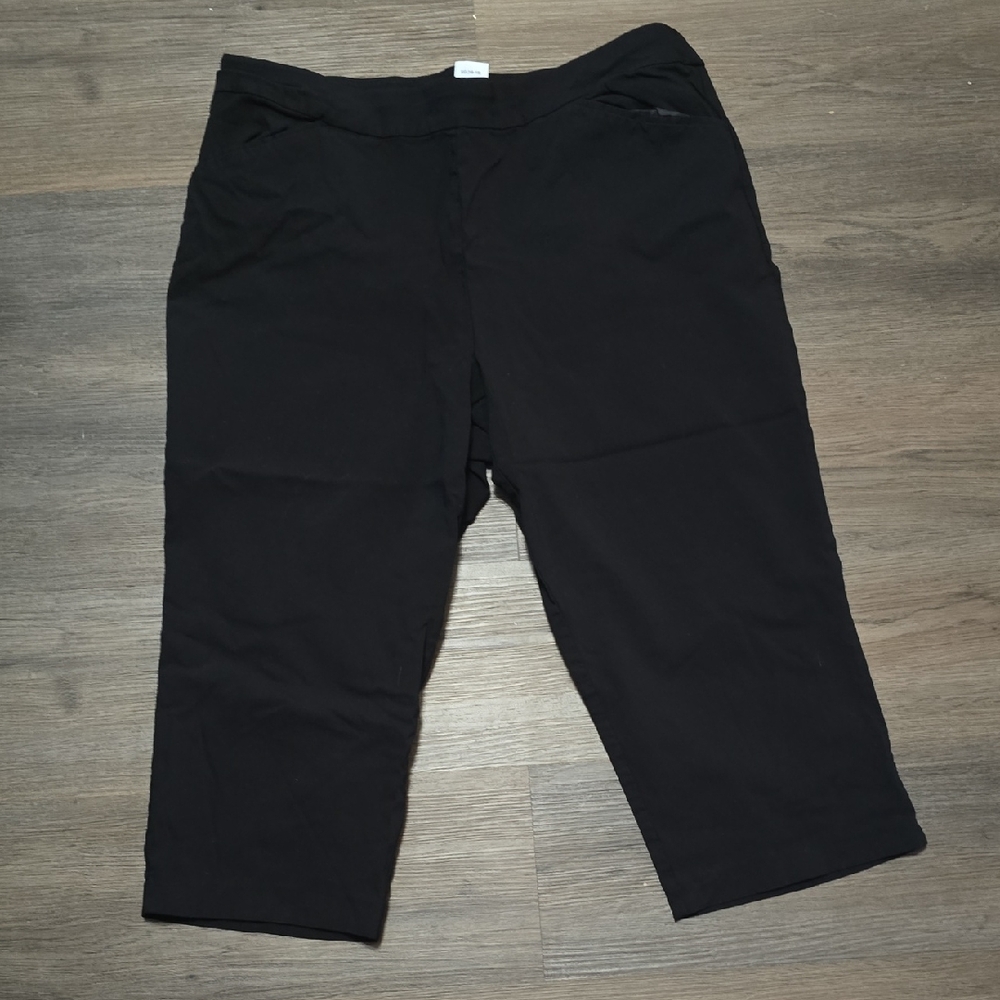 Black Wide Leg Capri